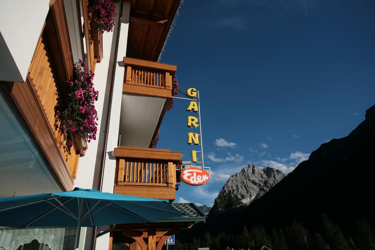 Garni Eden Hotel Canazei Kültér fotó