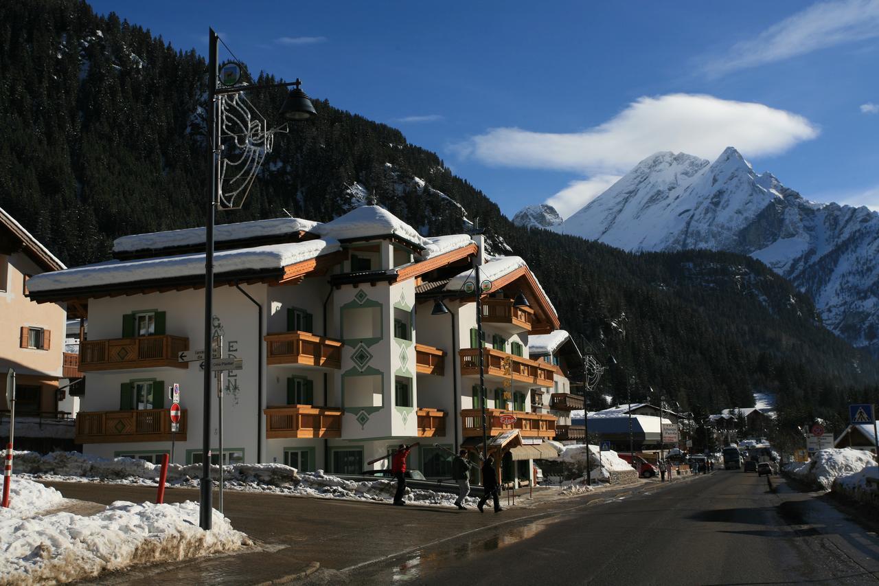 Garni Eden Hotel Canazei Kültér fotó